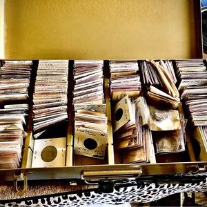 Meet your Posher, Carlo